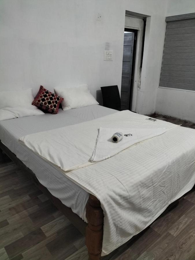 Funky Art Beach House Alappuzha Екстериор снимка