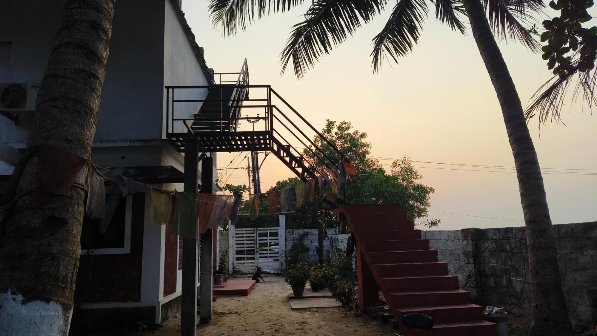 Funky Art Beach House Alappuzha Екстериор снимка