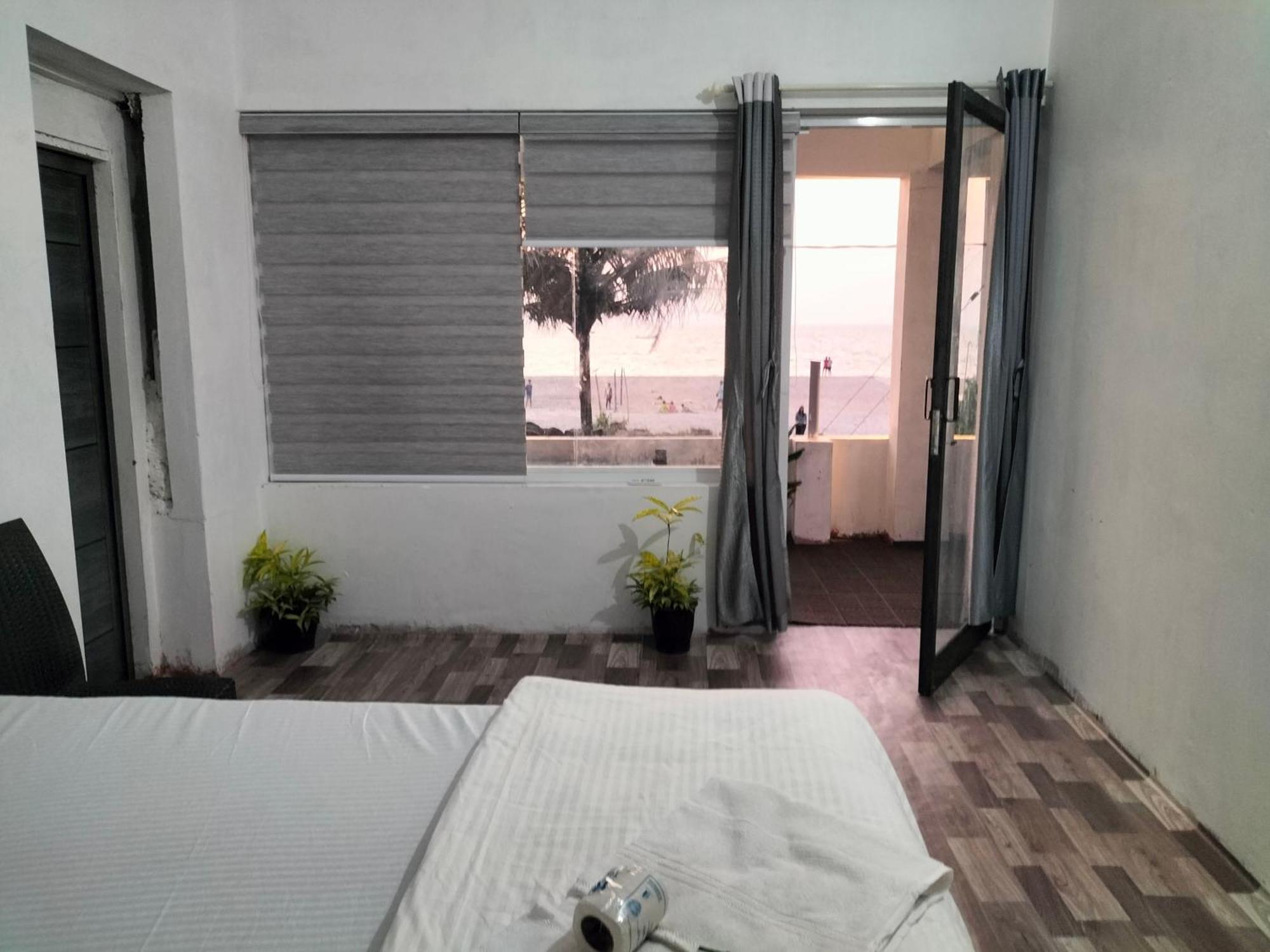 Funky Art Beach House Alappuzha Екстериор снимка