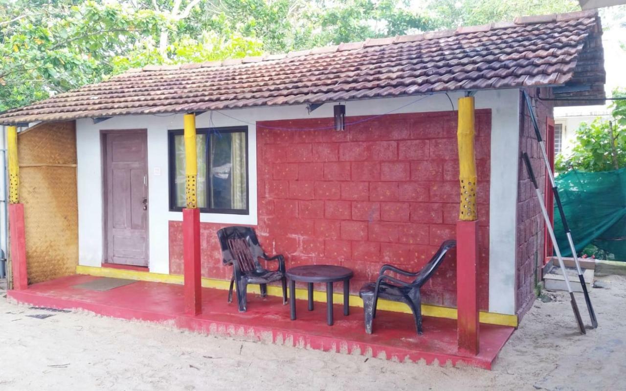 Funky Art Beach House Alappuzha Екстериор снимка
